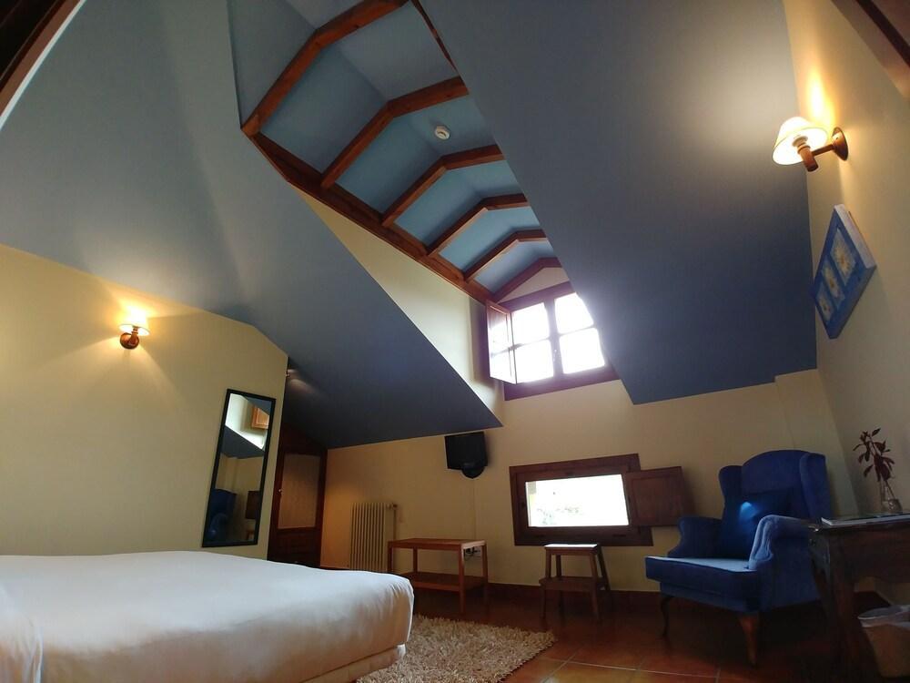 Hotel Rural Casa De La Veiga Sama Екстер'єр фото